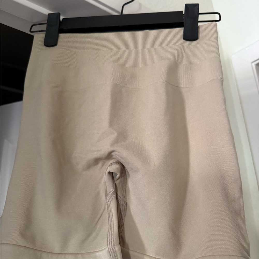 Alphalete Tan Athletic Shorts High-Waisted Seamless Design